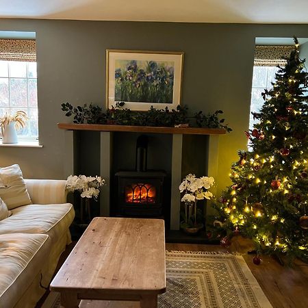 Quaint Self Contained Cottage Near Edinburgh. Loanhead Exteriér fotografie
