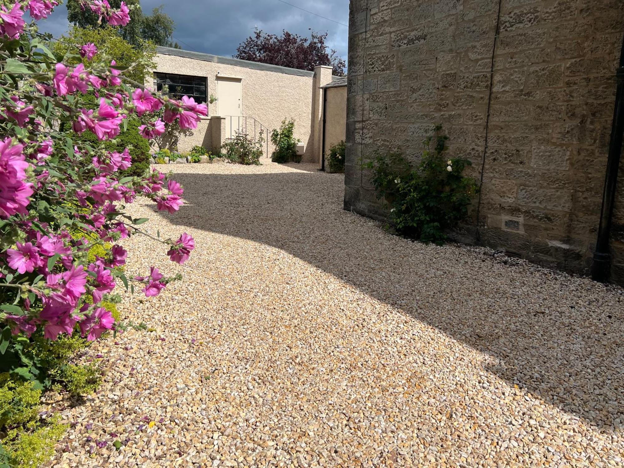 Quaint Self Contained Cottage Near Edinburgh. Loanhead Exteriér fotografie